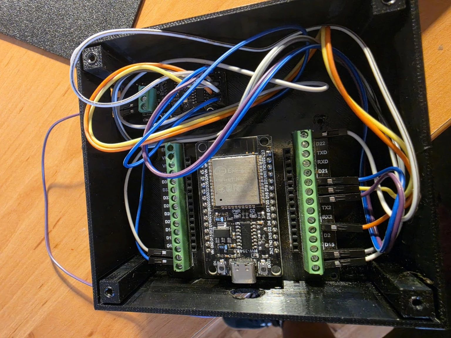 The finished ESP32 CAN Bus Sniffer — assembled hardware in its custom 3D-printed enclosure